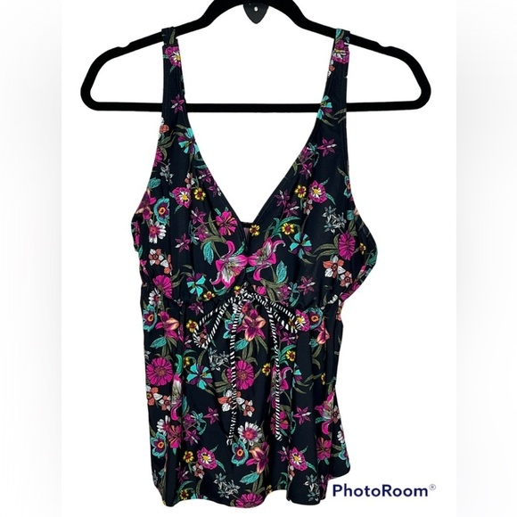 Venice Beach Floral Swim Top Sz 42C - Picture 1 of 7